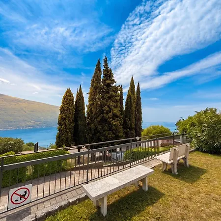 Marcus 706 Pool And View Tignale